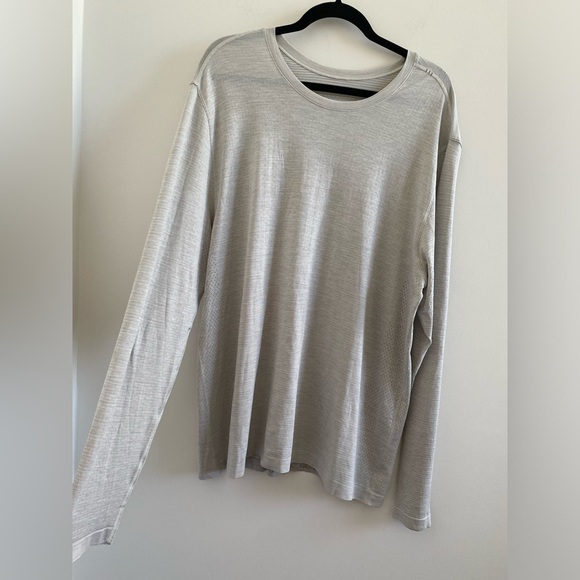 Lululemon Grey Metal Vent Tech Long Sleeve 2.0 Size XXL - Picture 3 of 7